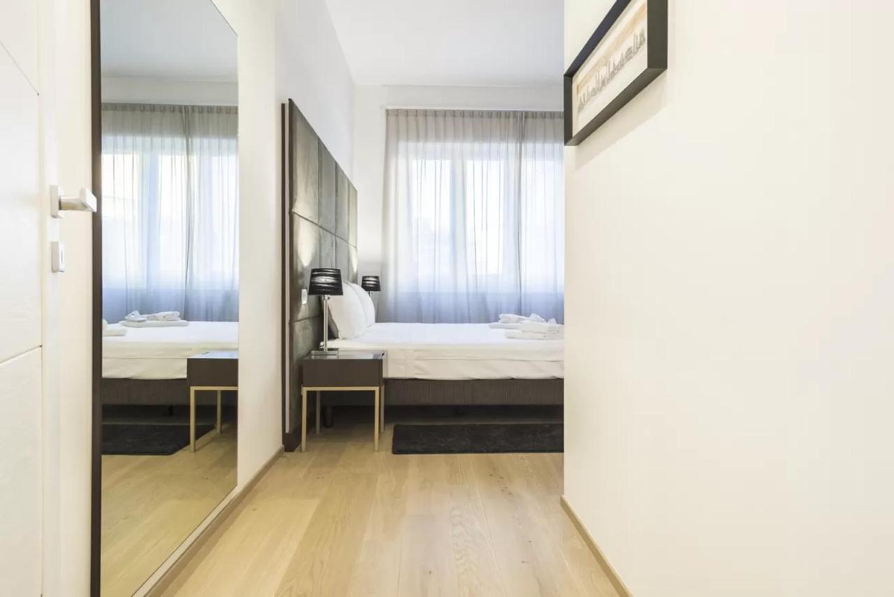 Italianway - Vittorio Emanuele 15 Apartment Милано Екстериор снимка