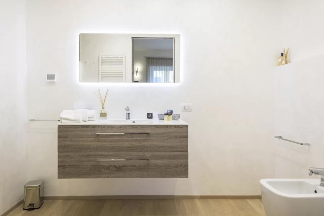 Italianway - Vittorio Emanuele 15 Apartment Милано Екстериор снимка