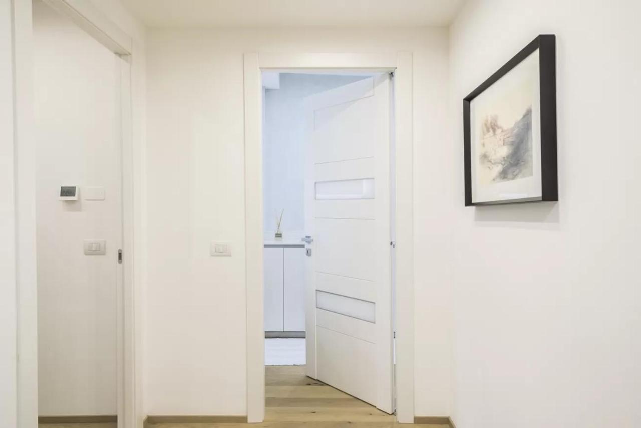 Italianway - Vittorio Emanuele 15 Apartment Милано Екстериор снимка